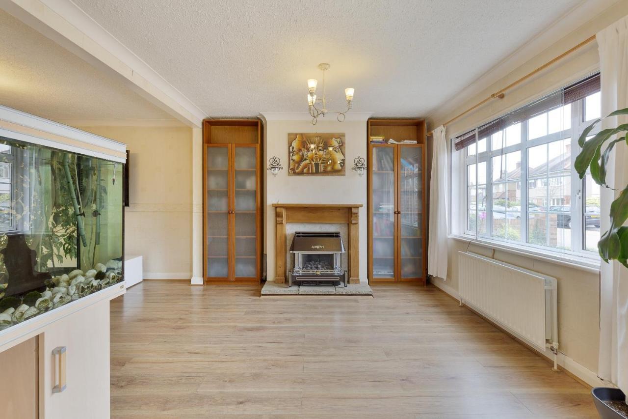 Goshawk Gardens Apartment Hayes  Luaran gambar