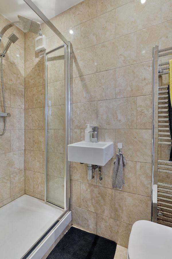 Goshawk Gardens Apartment Hayes  Luaran gambar